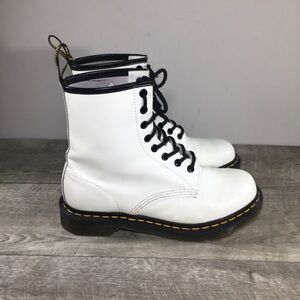 Dr Doc Martens 11821 1460 Smooth White Leather Combat Womens Boots UK 6 US 8